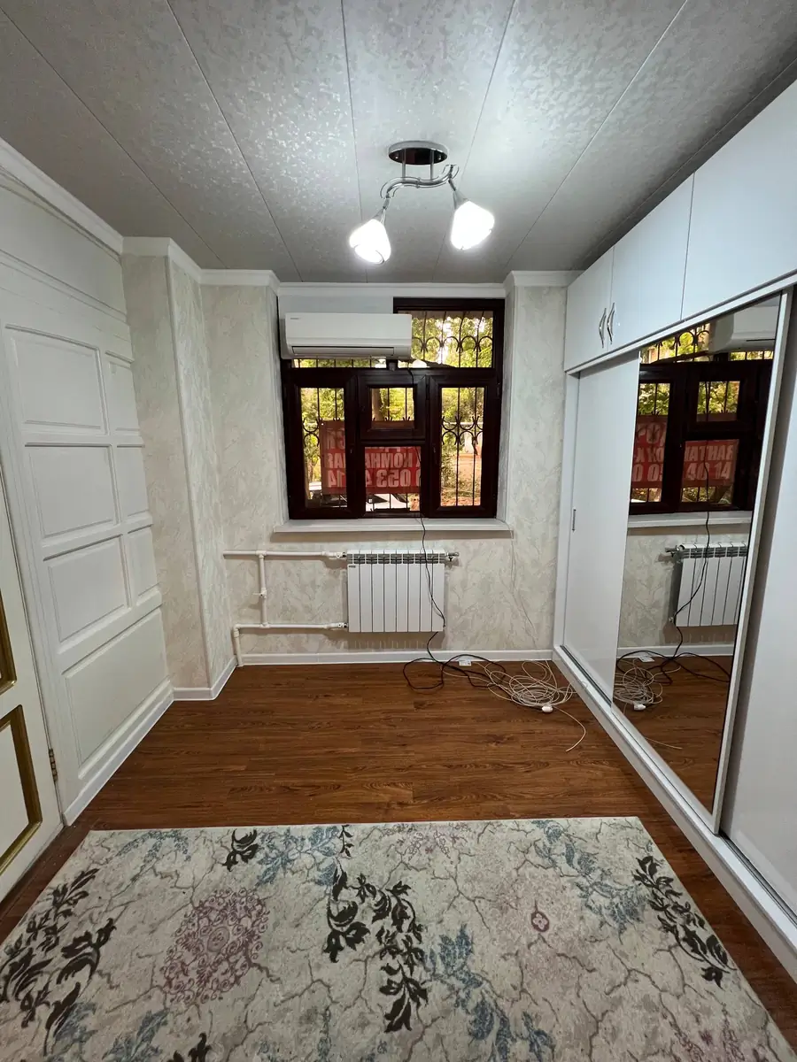 2 xonali kvartira sotiladi − 52 m²