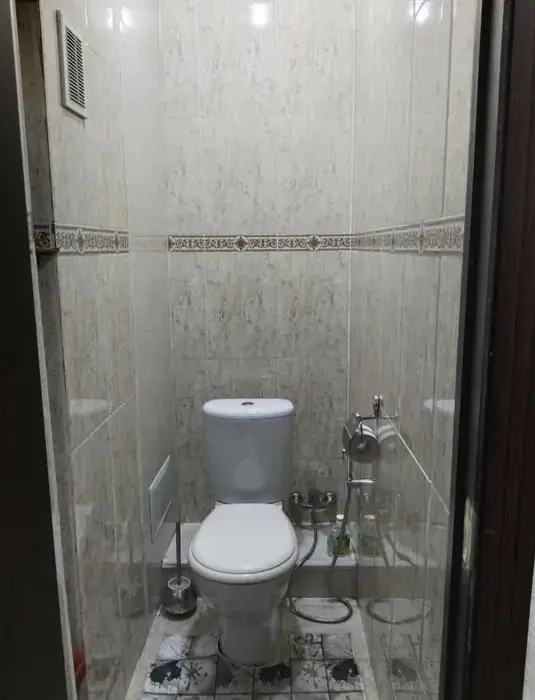 Сдается 2-комнатная квартира − 60 м²