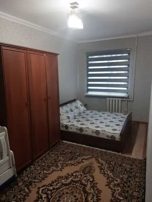 Сдается 2-комнатная квартира − 70 м²