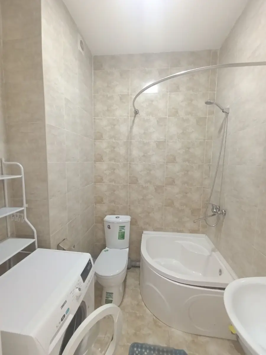 Ijaraga 1 xonali kvartira − 35 m²