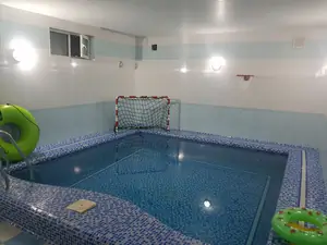 Ijaraga 3 qavatli uy − 270 m²