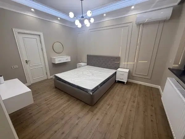 Ijaraga 2 qavatli uy − 200 m²
