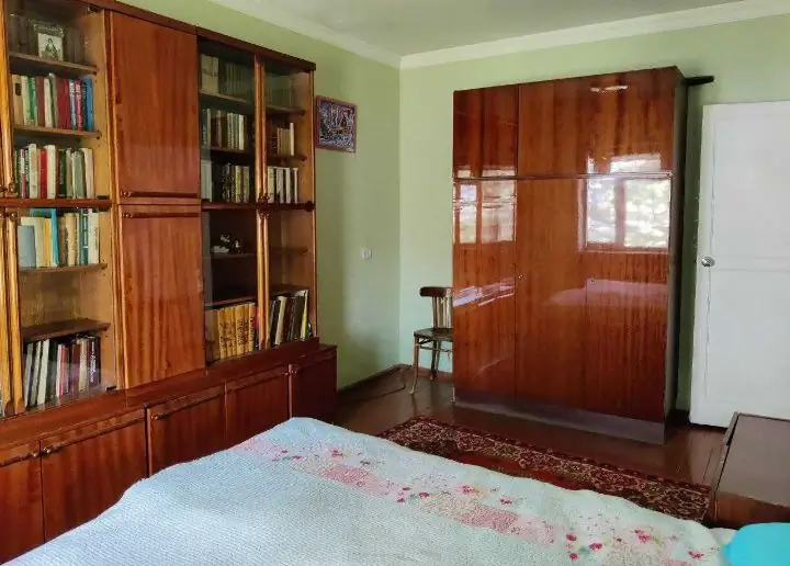 Сдается 3-комнатная квартира − 65.8 м²