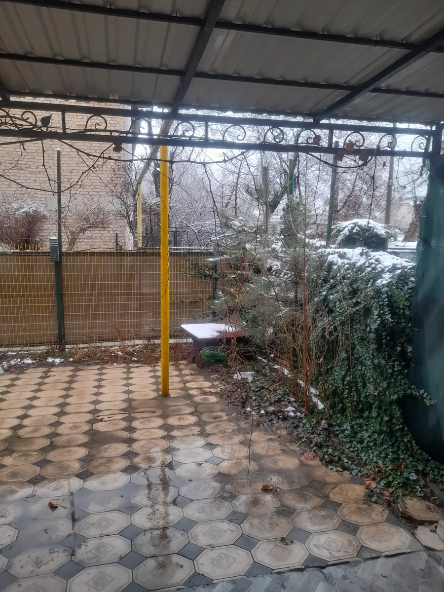 2 xonali kvartira sotiladi − 50 m²