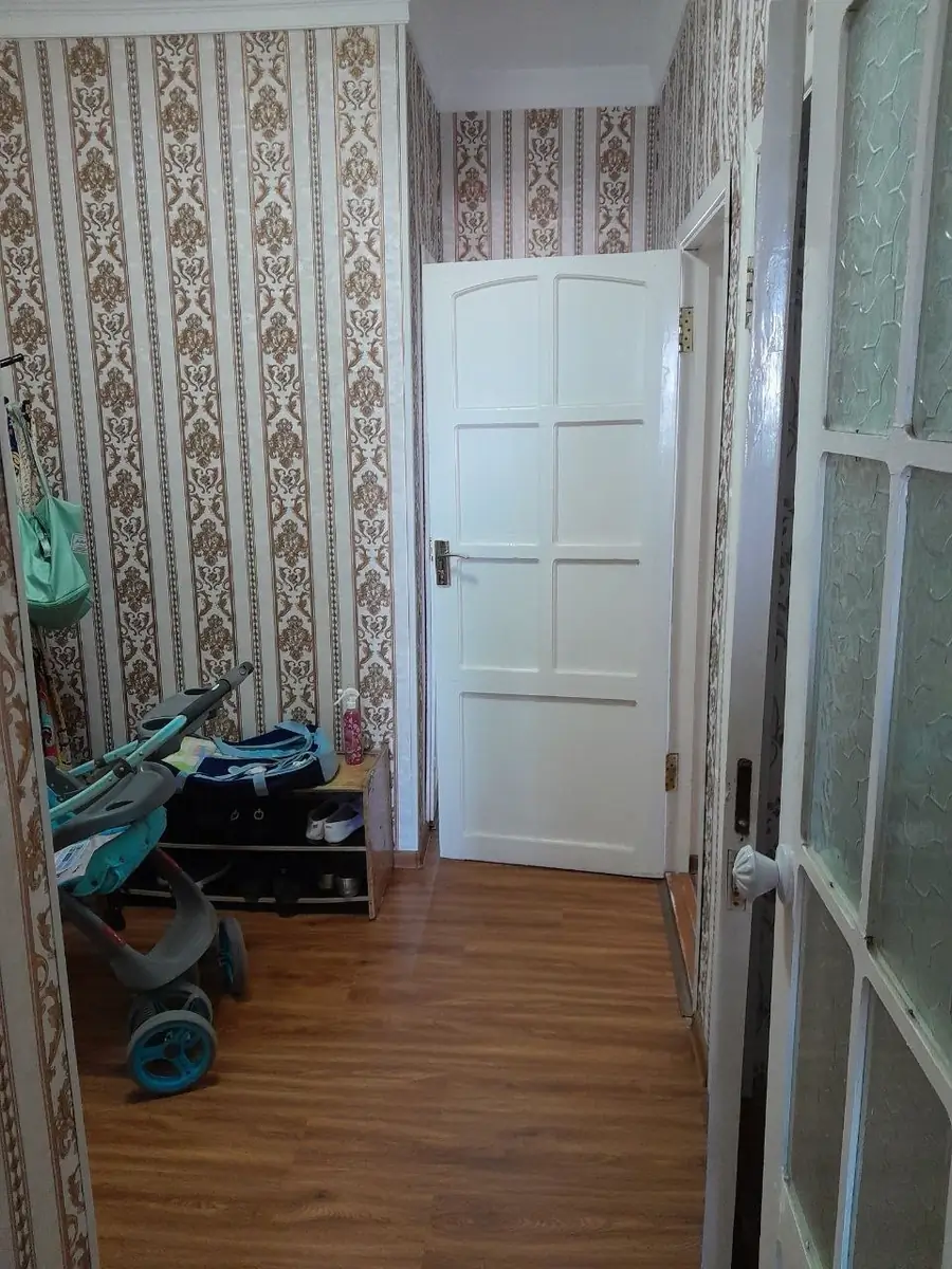 2 xonali kvartira sotiladi − 58 m²