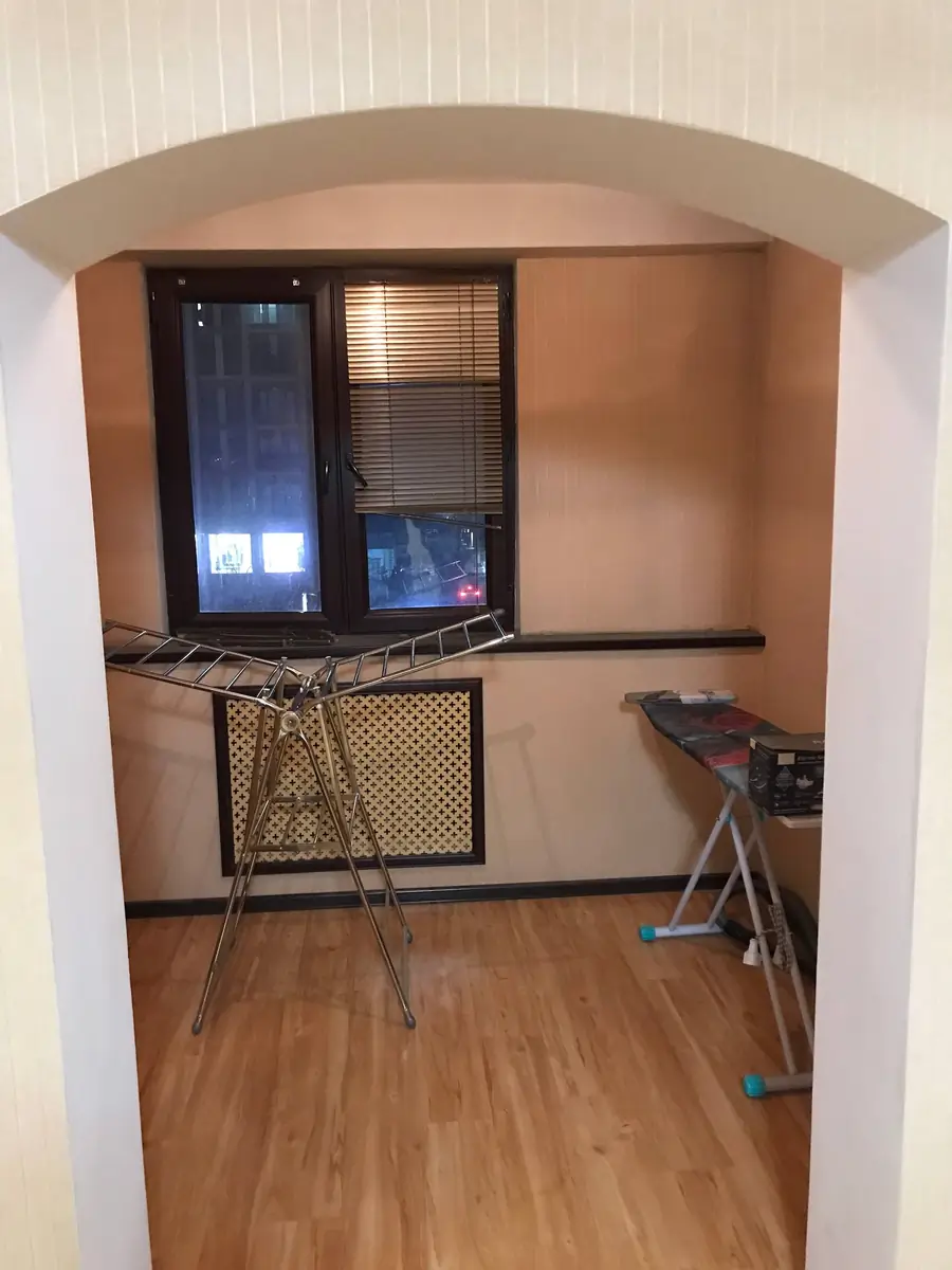 Ijaraga 4 xonali kvartira − 160 m²