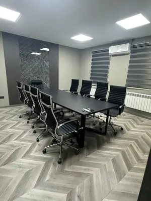 Ijaraga ofis − 205 m²