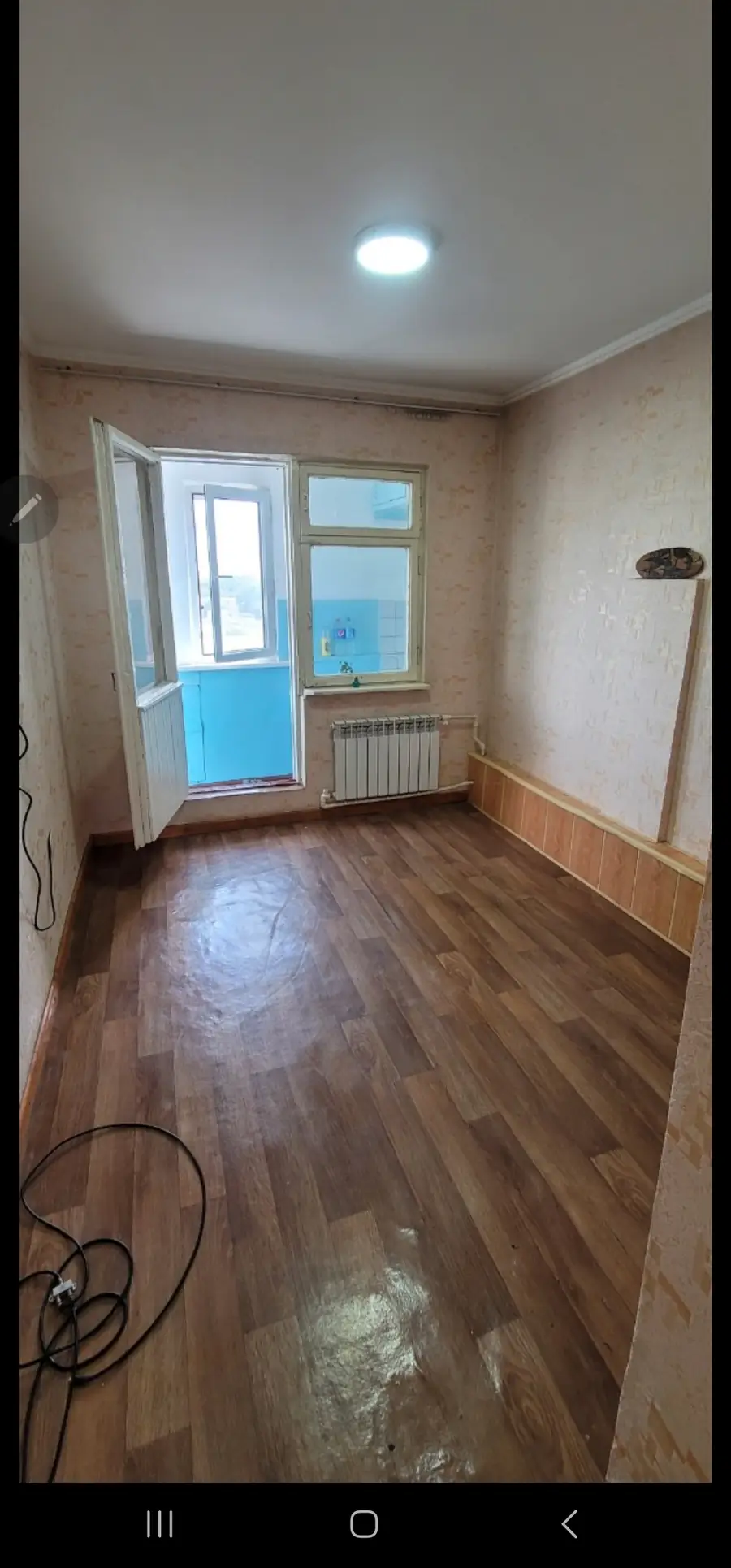 Продается 3-комнатная квартира − 63 м²