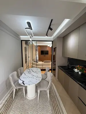 3 xonali kvartira − 90 m², 7/10 qavat