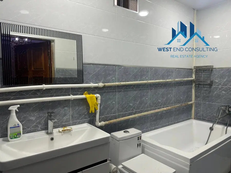 Ijaraga 2 qavatli uy − 250 m²