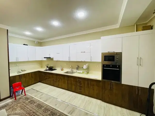 3 xonali kvartira − 105 m², 2/6 qavat