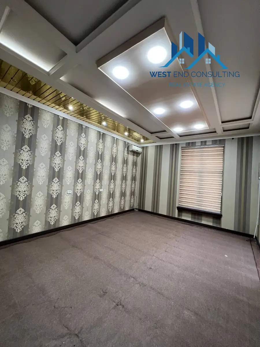 Ijaraga 2 qavatli uy − 300 m²