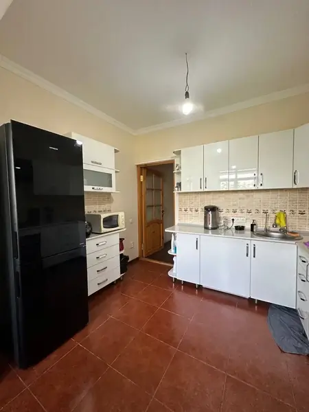 4-комнатная квартира − 90 м², 3/4 этаж