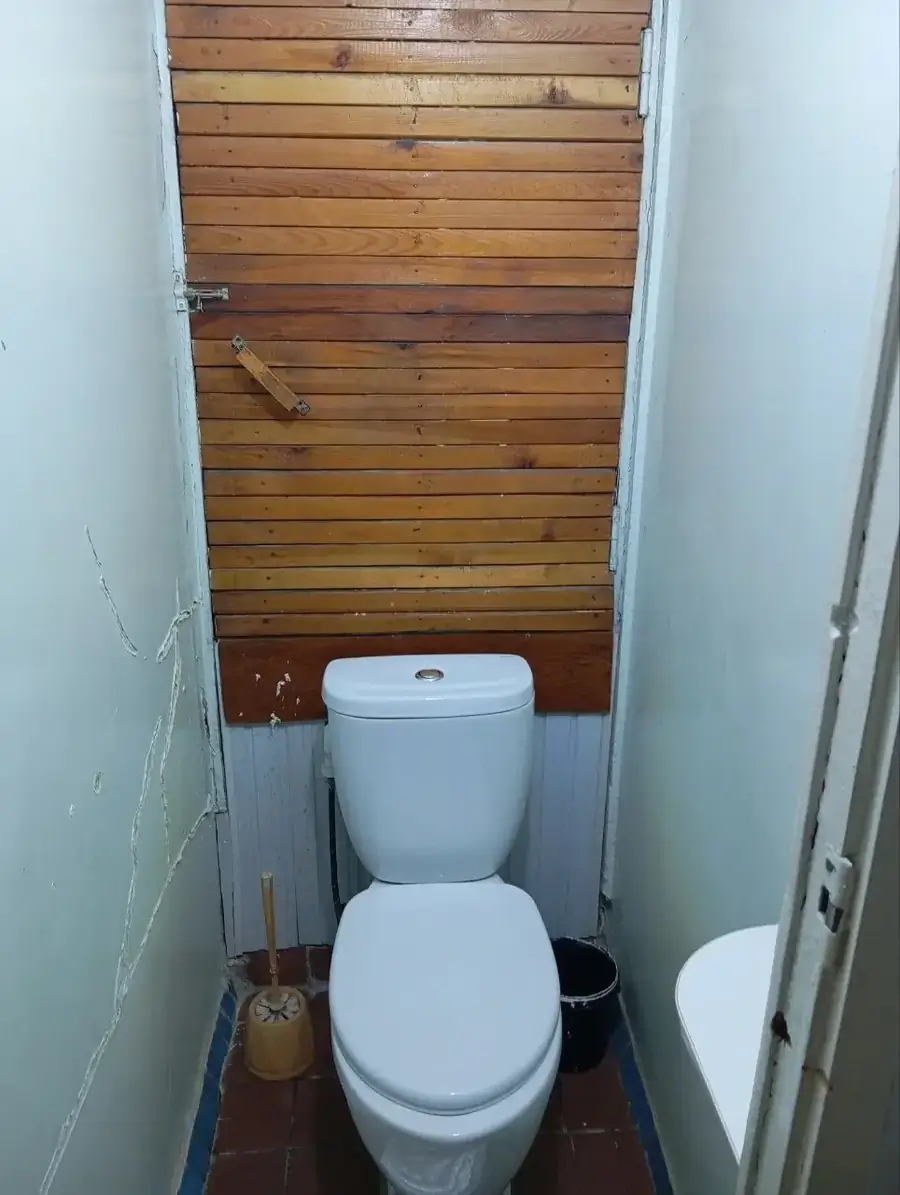 Продается 1-комнатная квартира − 39 м²