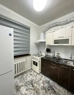 Сдается 3-комнатная квартира − 65 м²