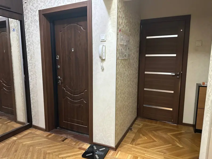 Продается 3-комнатная квартира − 75 м²