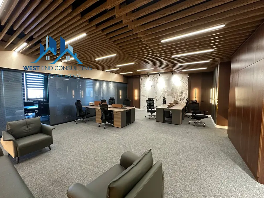 Ijaraga ofis − 380 m²