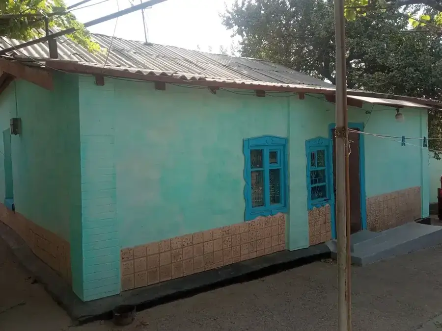 Продается 1-этажный дом − 200 м²