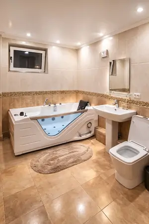 4 xonali kvartira sotiladi − 144 m²