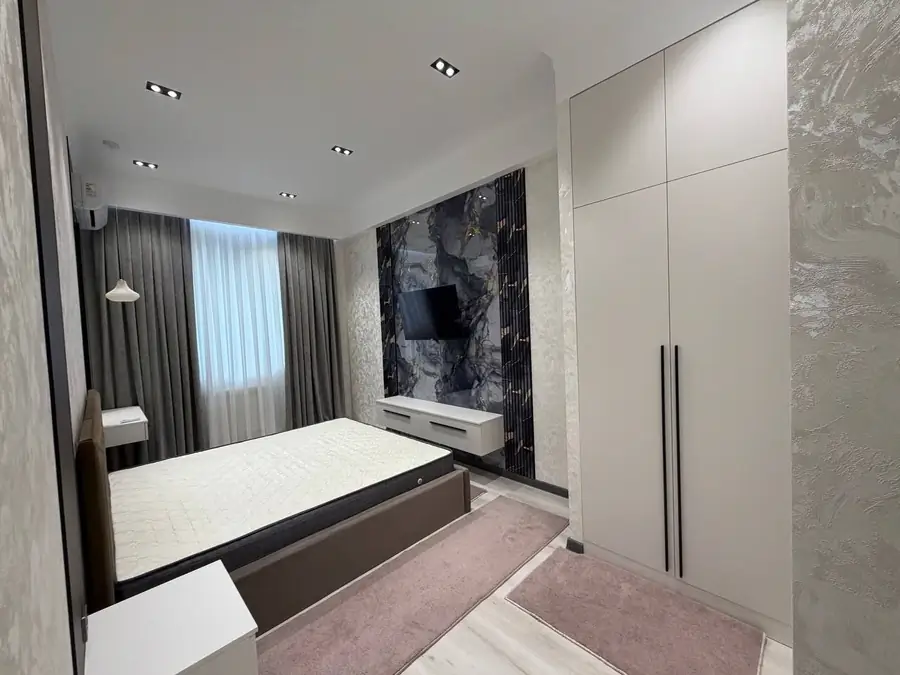 Ijaraga 2 xonali kvartira − 67 m²