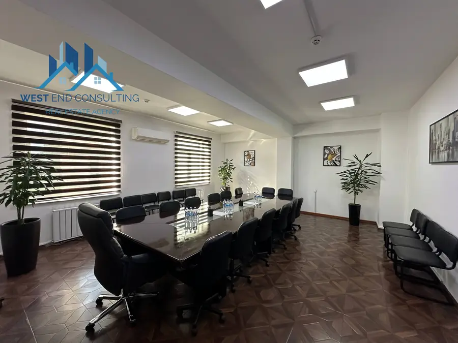 Ijaraga ofis − 1601 m²