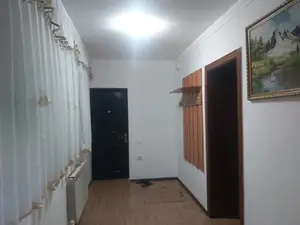 Ijaraga 3 xonali kvartira − 70 m²