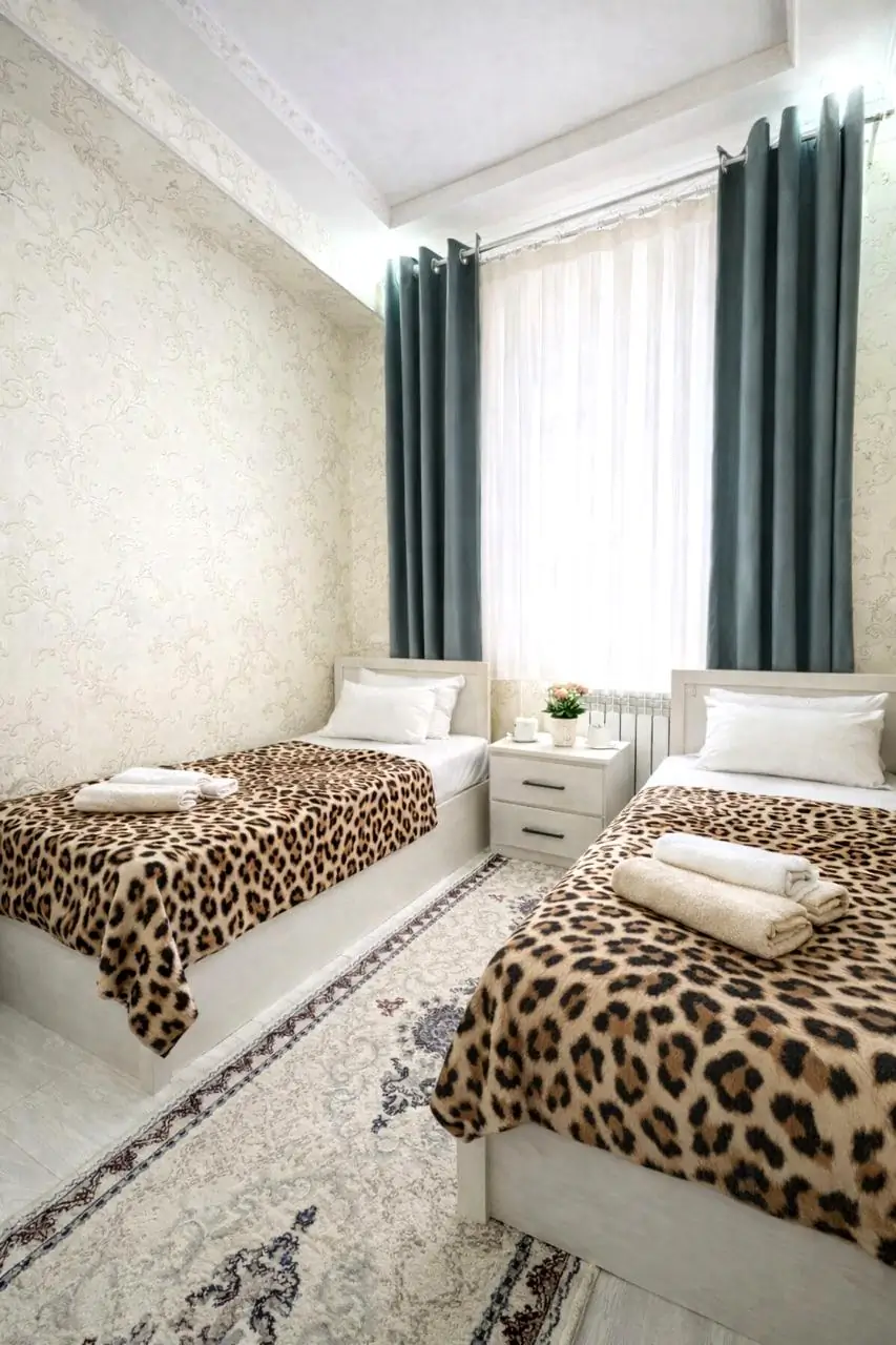 Посуточно 2-комнатная квартира − 55 м²