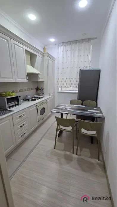 2-комнатная квартира − 47 м², 7/8 этаж