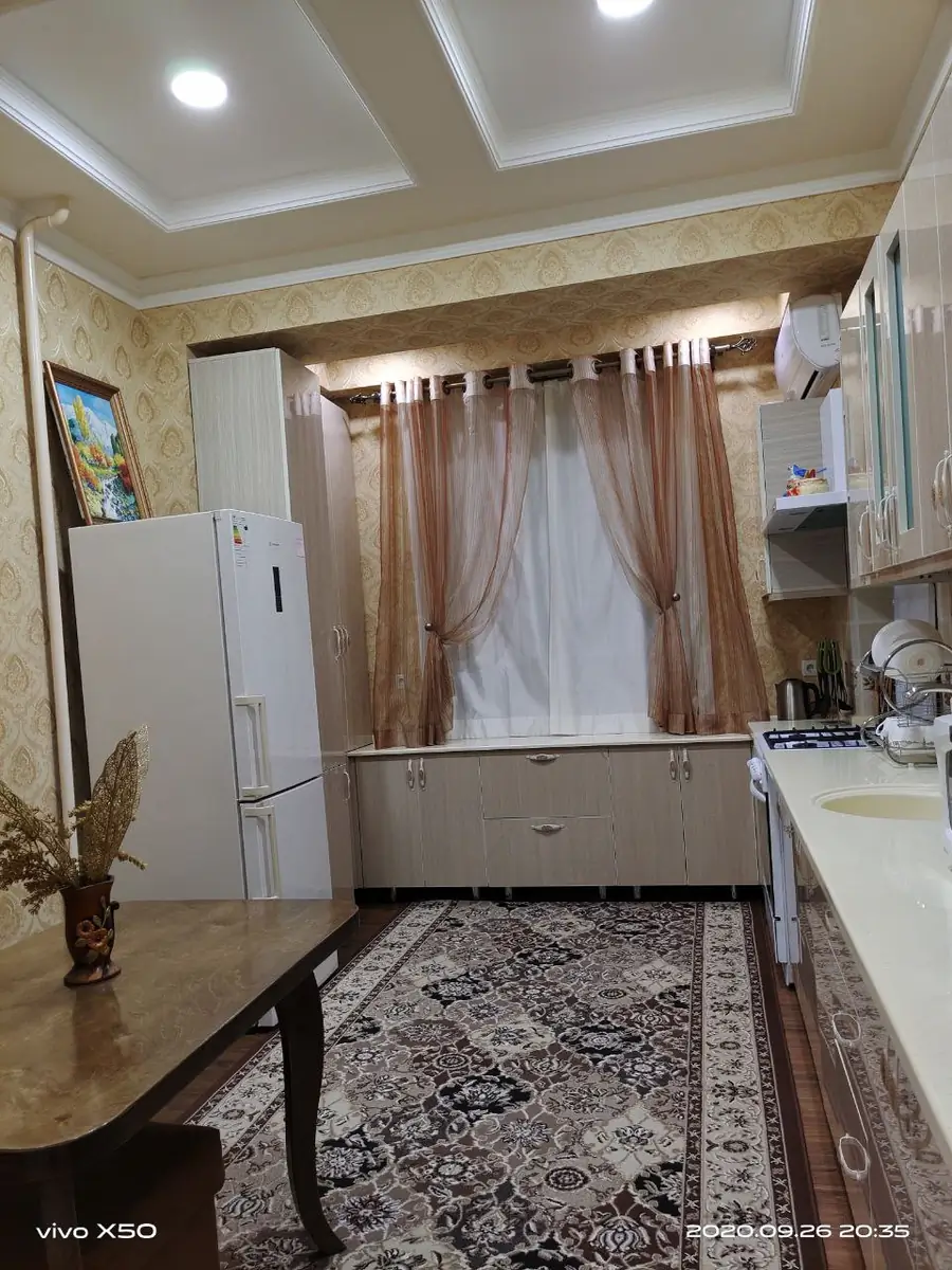Сдается 3-комнатная квартира − 80 м²