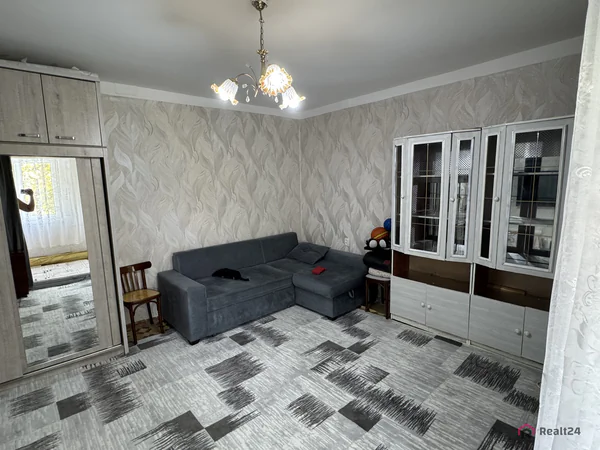 2 xonali kvartira sotiladi − 59.5 m²