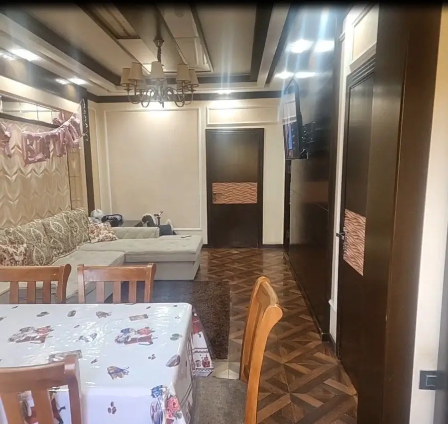 2-комнатная квартира − 54 м², 2/4 этаж
