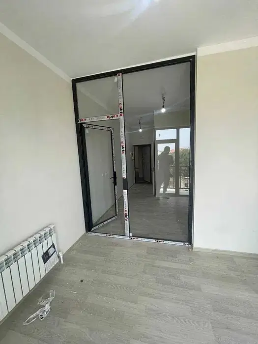 1 xonali kvartira sotiladi − 23 m²