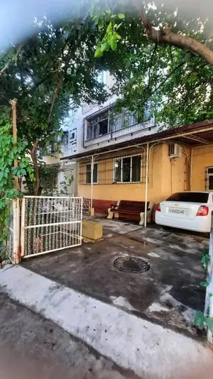 Сдается Более 5-комнатная квартира − 130 м²