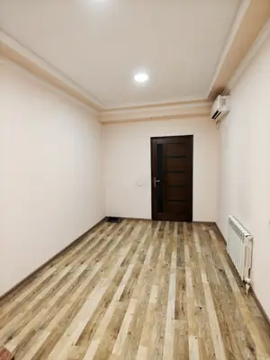 Ofis − 74 m², 2/2 qavat