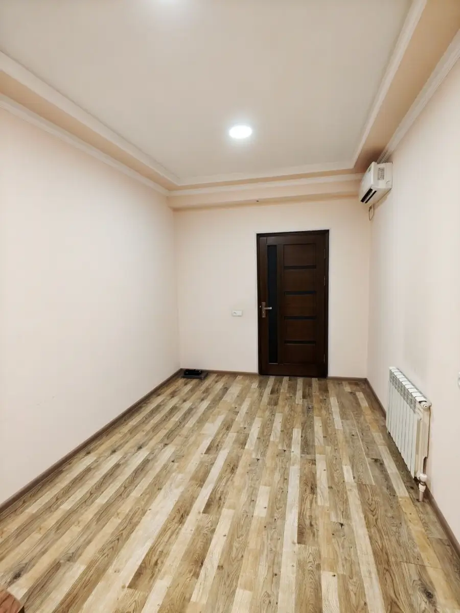 Ijaraga ofis − 74 m²