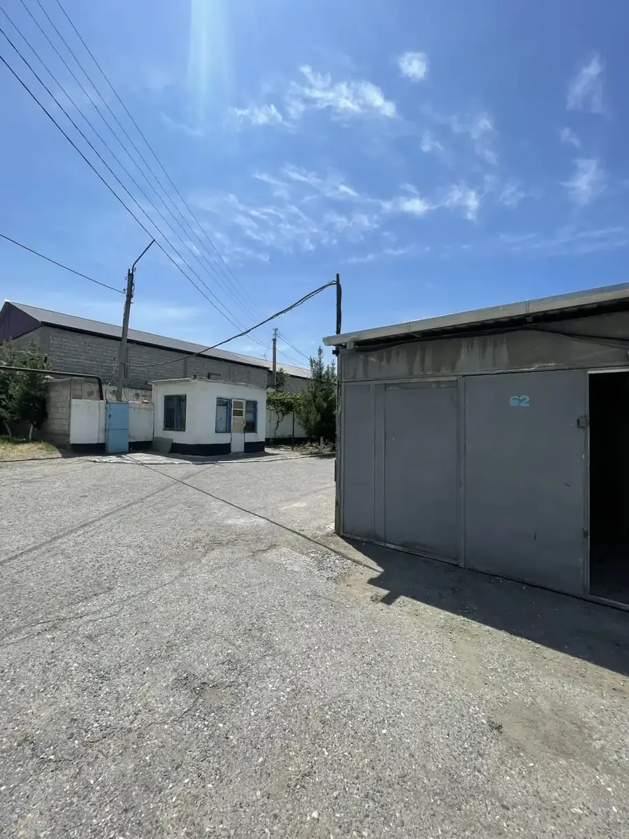 Ijaraga garaj − 10 m²