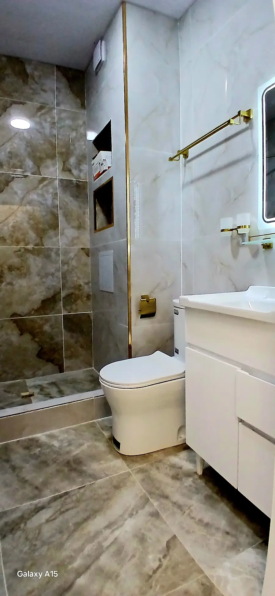 2 xonali kvartira sotiladi − 51.5 m²