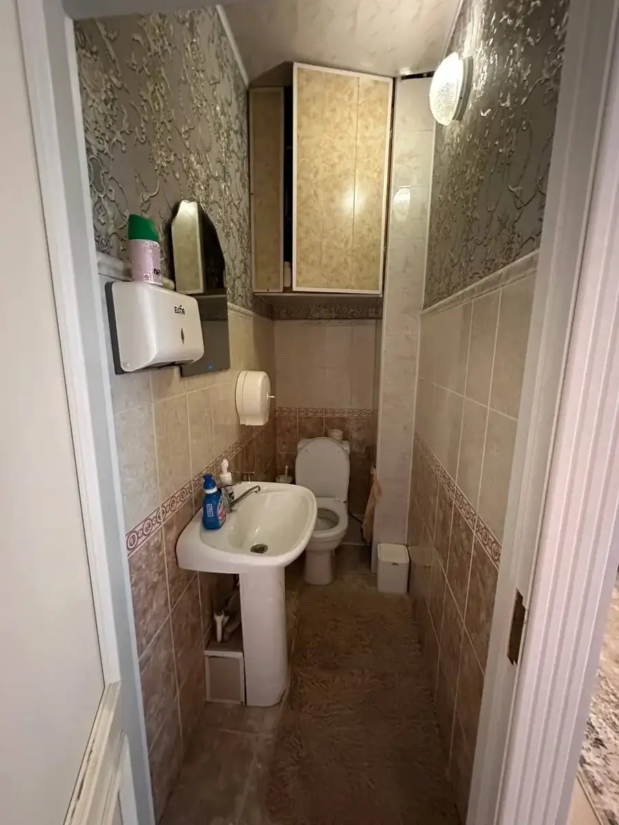 3 xonali kvartira sotiladi − 86 m²