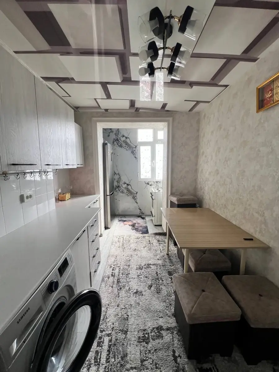 2 xonali kvartira sotiladi − 56 m²