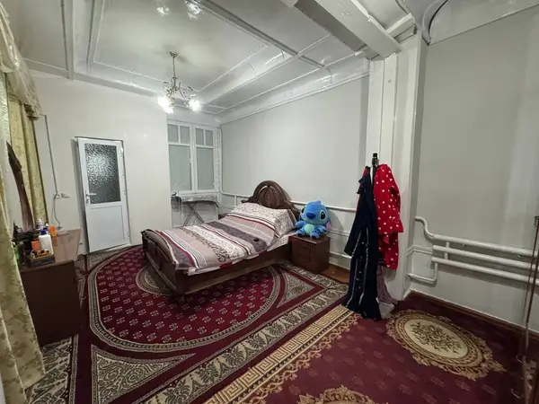 Ijaraga 1 qavatli uy − 470 m²