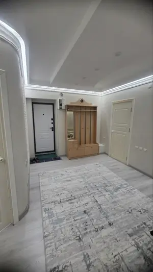 Сдается 3-комнатная квартира − 65 м²