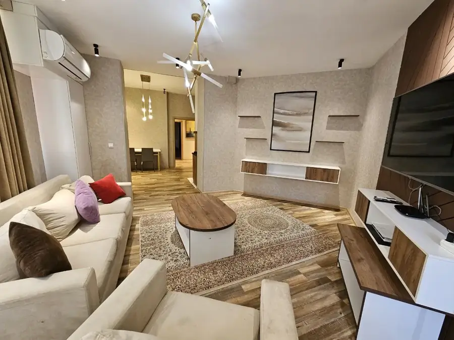 Продается 3-комнатная квартира − 80 м²