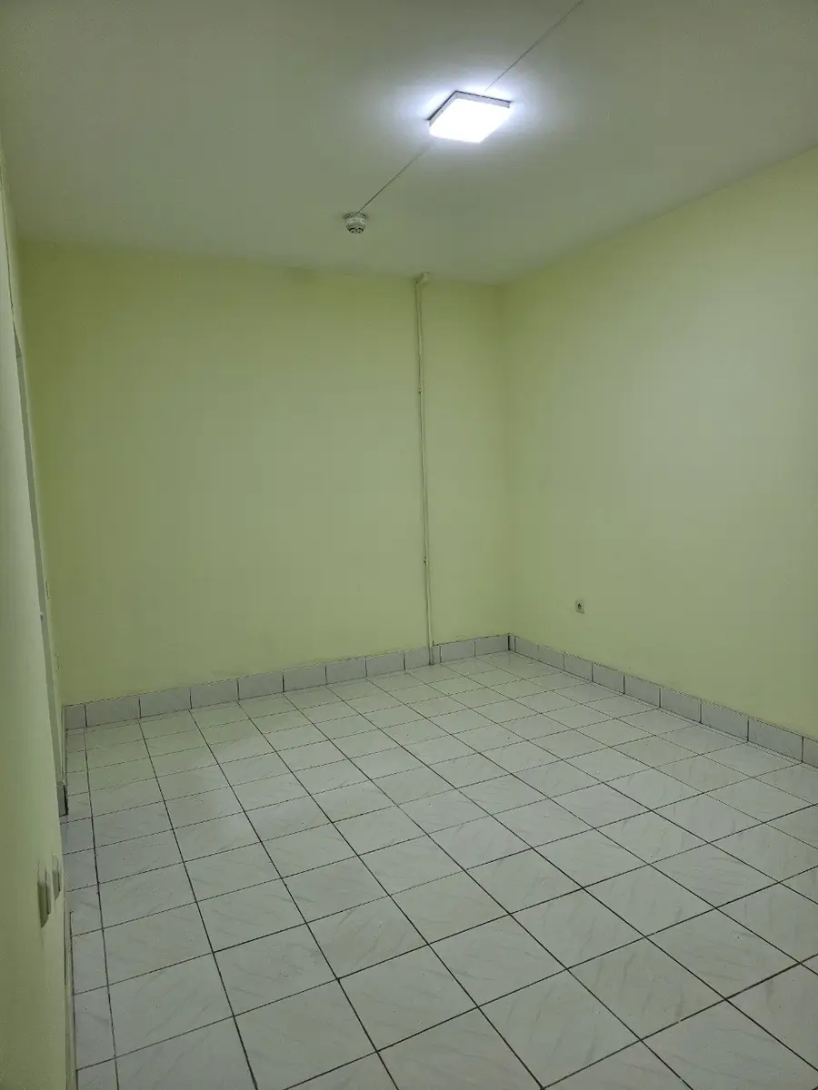 2 xonali kvartira sotiladi − 50 m²