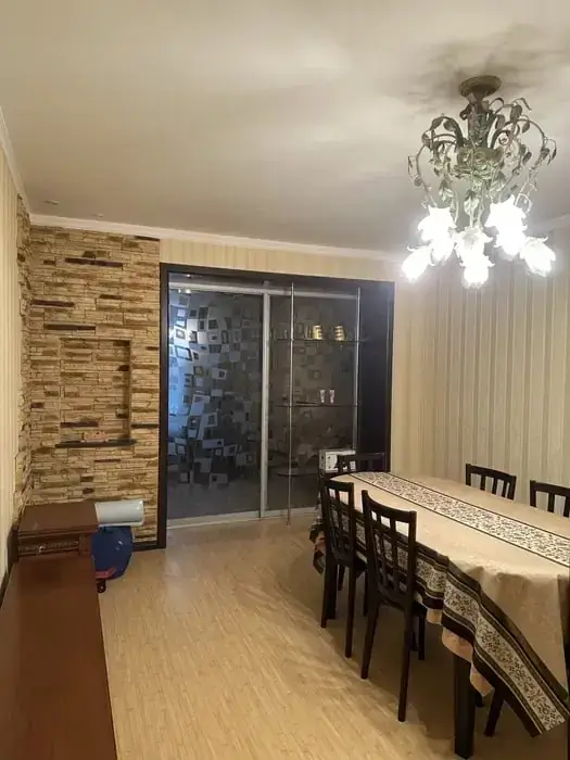 Ijaraga 3 xonali kvartira − 96 m²