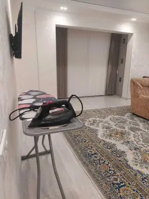 Сдается 2-комнатная квартира − 55 м²