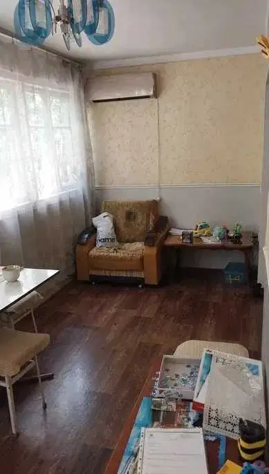 4 xonali kvartira sotiladi − 80 m²