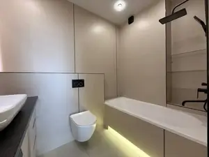 2 xonali kvartira sotiladi − 51 m²