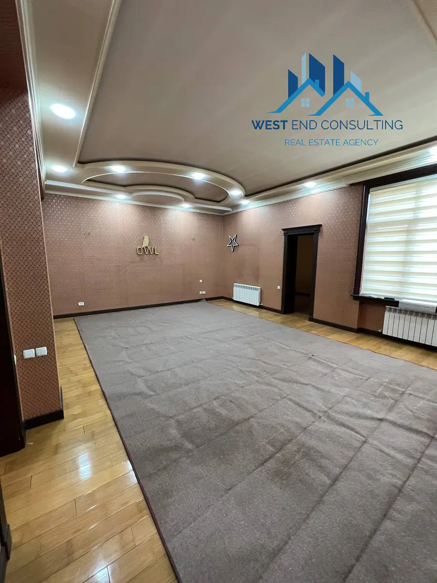 Ijaraga 2 qavatli uy − 300 m²