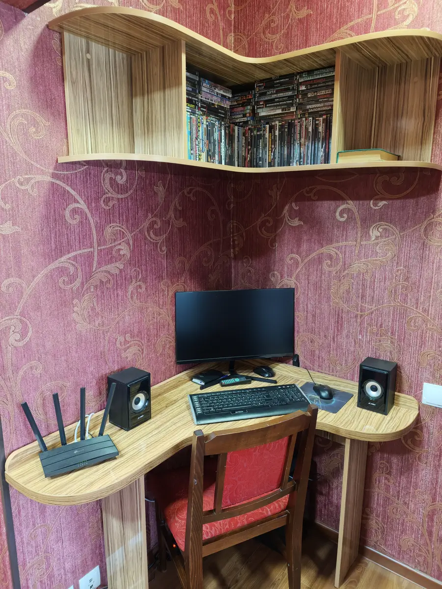 4 xonali kvartira sotiladi − 95 m²