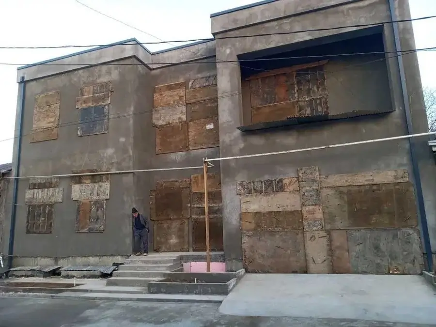 2 qavatli uy sotiladi − 500 m²